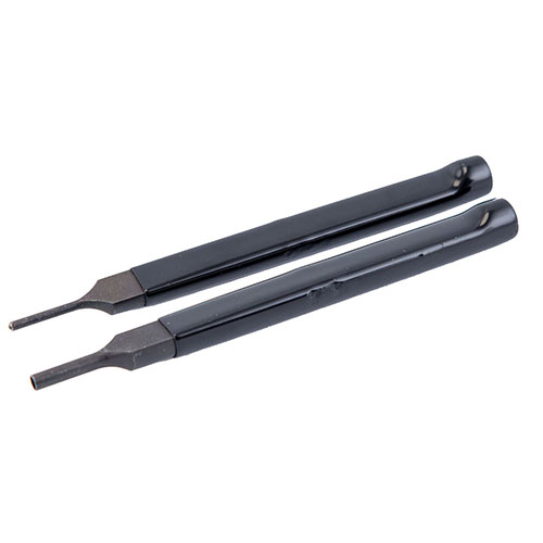 Wheeler® Engineering Bolt Catch Install Punch Kit gör det enkelt att installera bolt catch roll pins med en starter punch och avslutar installationen med en finishing punch.