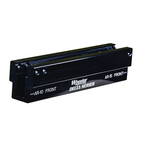 Wheeler Delta Series AR Upper Pic Rail Vise Block säkrar AR-15 och AR-10 uppsättningar, samt pic rails, med hållbar aluminium och exakt passform för enklare arbete.