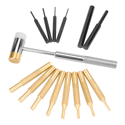 Wheeler Hammer and Punch Set innehåller en polymer/brass-hammare, åtta precision brass punches, fyra steel punches och två plastic punches, allt i en praktisk plastlåda.