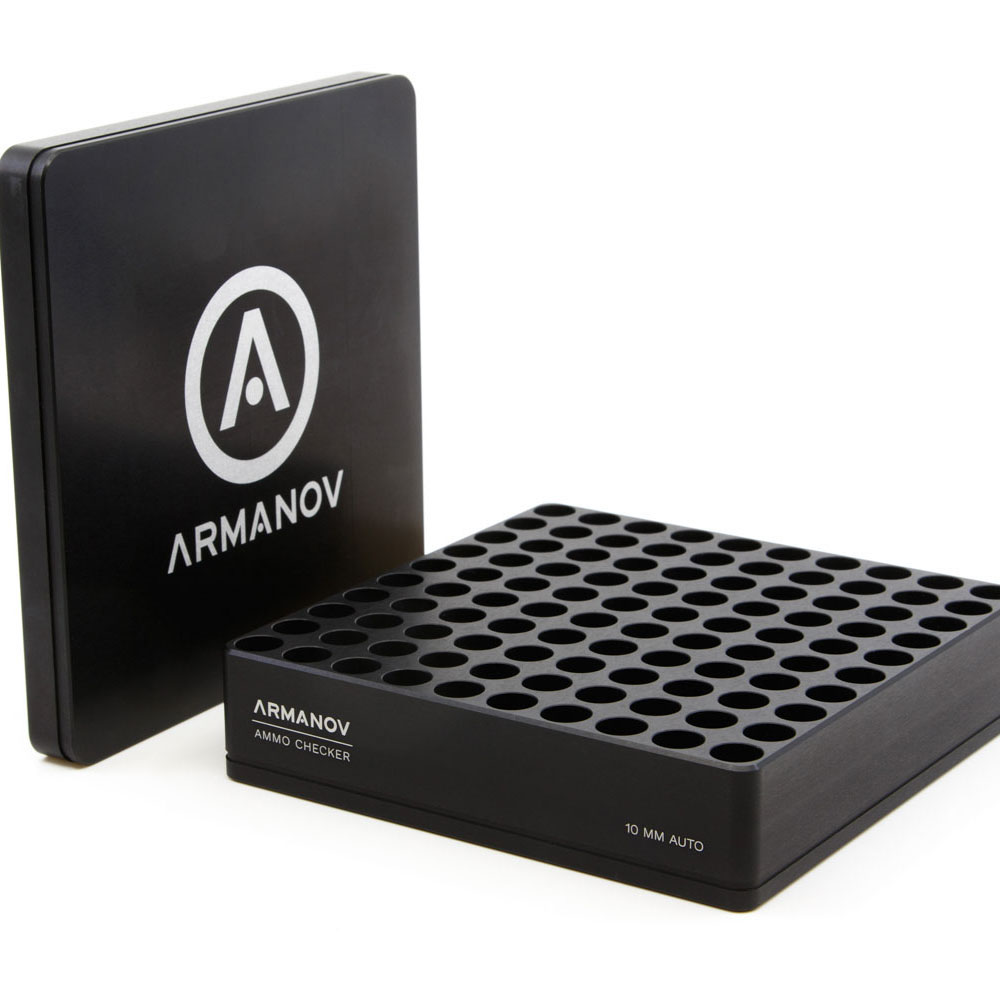 Armanov 100-rundars Ammo Checker med flip-lock gör ammunitionstestning snabbare och enklare, minskar risken för fel och sparar tid med 100 fickor.