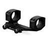 VORTEX OPTICS Pro Cantilever mount erbjuder rätt höjd och framåtläggning för korrekt montering av din kikare, vilket ger stabilitet och precision.