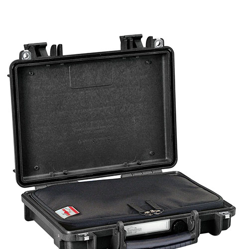 EXPLORER CASES 3005 BGB erbjuder överlägset skydd med vattentålig design, säkerhetslås och praktisk transport, perfekt för dina vapen och tillbehör.
