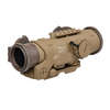 ELCAN 1.5-6x42mm Dual Role Combat Sight erbjuder en klar sikt med justerbar förstoring, belyst retikel och 5.56 NATO CX5455, perfekt för AR-15.