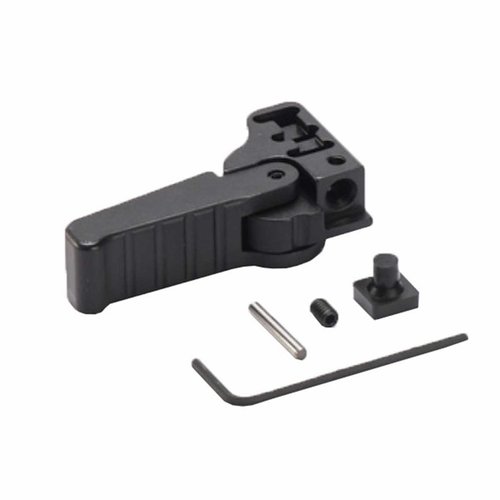 MINI SWITCHBACK CHARGING HANDLE från MANTICORE ARMS erbjuder en förbättrad användarupplevelse och funktionalitet för Steyr AUG, baserat på omfattande feedback.