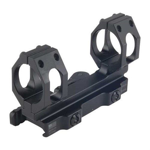 RECON-S scope mount erbjuder en snabbavtagbar lösning med en robust låsmekanism, perfekt för Picatinny och Weaver rails, och säkerställer stabilitet under recoil.