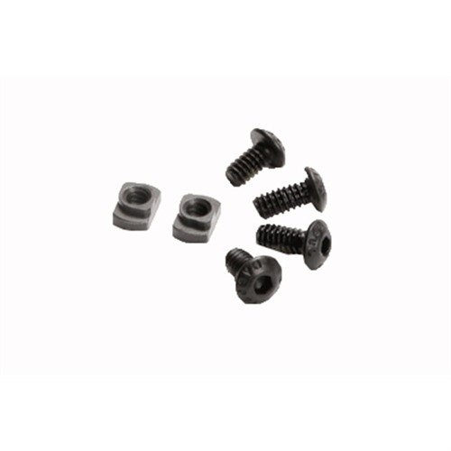 M-LOK T-Nut Replacement Set från MAGPUL erbjuder hållbara 4140 Chromoly stålskruvar med självlåsande trådpatch för säker montering på alla M-LOK tillbehör.