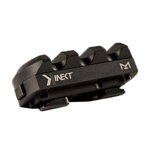 Kinect™ MLOK™ monteringssystemet gör det enkelt att fästa tillbehör utan verktyg, med snabb och säker installation på din AR-15.