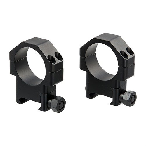 TSR Picatinny scope rings erbjuder överlägsen hållkraft och precision. Tillverkade av aluminium med hög tolerans för säker montering och justering av sikten.