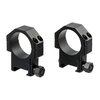 TSR Picatinny scope rings erbjuder överlägsen hållkraft och precision. Tillverkade av aluminium med hög tolerans för säker montering och justering av sikten.