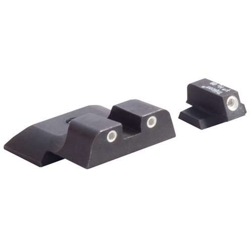 S&W M&P Bowie Tactical Night Sight Sets erbjuder en lågprofil design med en bredare bakre notch för snabbare centrering av framsiktet, perfekt för kampsituationer.