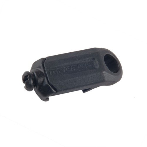 RSA-QD från MAGPUL erbjuder en framåtriktad fästpunkt för MS4 Sling och andra QD Slingar, i slitstål och med optimal vinkel för bekväm användning.
