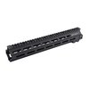 AR-15/M16 MK 8 handguard är en lätt, ergonomisk och modulär lösning med M-LOK-fästen, vilket ger styrka och flexibilitet för dina tillbehör.
