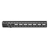Aeros Enhanced M-LOK handguard erbjuder en lättviktsdesign för AR15, med anti-rotation, scalloped rails och snabbkopplingar för ökad modularitet och stabilitet.