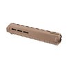 Magpul MOE M-LOK handskydd för AR-15/M16 erbjuder lättviktsdesign i stark polymer och M-LOK fästen för enkel montering av tillbehör.