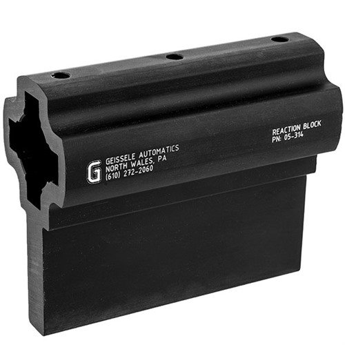 Geissele Reaction Block underlättar montering av lower receivers med en stabil plattform, vilket gör installation av buffer retainer nut snabb och enkel.