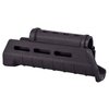 Magpul MOE AK Hand Guard är en uppgradering för AK-mönstergevär med en förlängd greppdel, integrerat värmeskydd och M-LOK-monteringsmöjligheter.