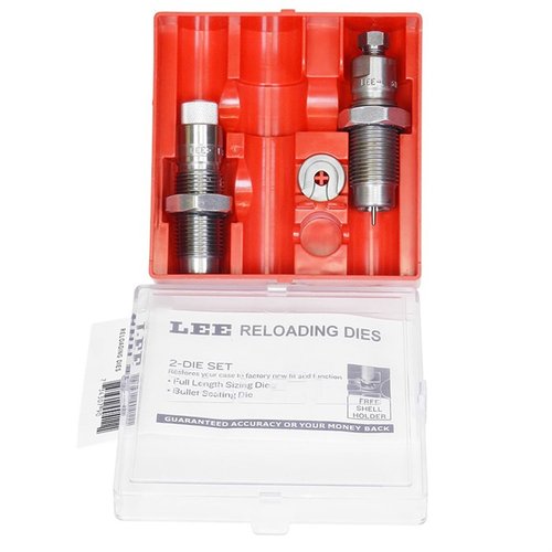 Lee 22 TCM Pacesetter 2-dieset innehåller Full Length Sizing Die och Bullet Seating Die för precisionsladdning av ammunition. Enkel att använda och inkluderar instruktioner.