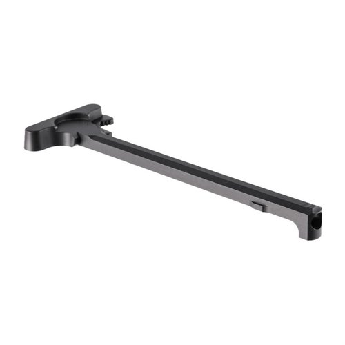 CMMG AR-15 Charging Handle Assembly är tillverkad av smidd 7075 T6 aluminium och erbjuder en robust och pålitlig lösning för din AR-15.
