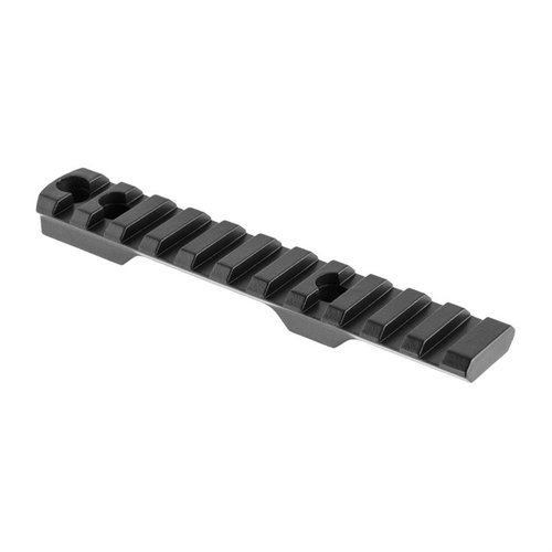 BIG BOY GEN 2 PICATINNY STYLE SCOPE BASE är designad för 2:a generationens Henry Big Boys med förberedda skruvhål för enkel montering av sikten.