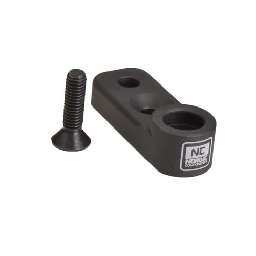 SHOTGUN QD MOUNT från NORDIC COMPONENTS möjliggör snabb montering av QD sling swivel direkt på shotgun barrel clamp, utan att blockera skruvar.