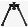 Magpul A.R.M.S.® 17S bipod erbjuder lättviktig hållbarhet, snabb justering, 50° tilt och 40° pan, samt ett kompakt design för enkel lagring.