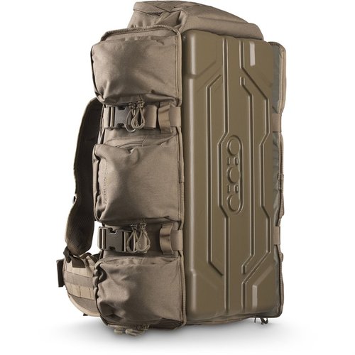 Eberlestock UpRanger Pack erbjuder en unik design för snabb åtkomst till vapen och utrustning, med anpassningsbara fack och hållbar polycarbonate konstruktion.