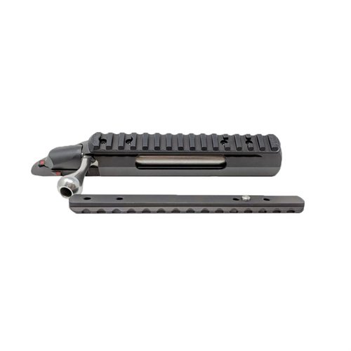 Tikka T3/T3X Improved Scope Rail ger 20 MOA för långdistansskytte, tillverkad i en bit 7075 aluminium med Picatinny-spår och rundade kanter för ökad säkerhet.