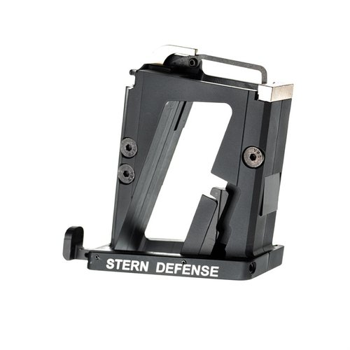 Konvertera enkelt din AR-15 till 9mm med Stern Defense Adapter, som passar S&W M&P/Sig 320 magasin, lättviktig och snabb installation.