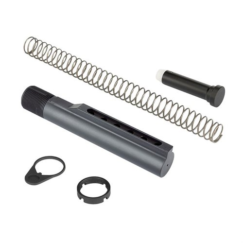 AR-15 Military-Spec Buffer Tube i militärklass med anodiserad 6061 T6 aluminium, inkluderar E-Coated Castle Nut, recoil plug och buffer spring. Hållbar och tillverkad i USA.