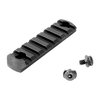 Geissele M-LOK Picatinny Accessory Rail ger en säker och stabil montering av tillbehör som lampor och grepp, tillverkad av 7075-T6 aluminium med anodiserad finish.