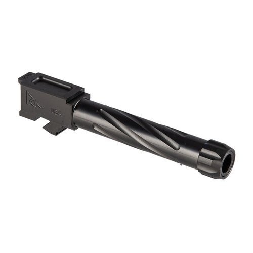 MATCH GRADE TWISTED THREADED BARREL för GLOCK® 19 erbjuder överlägsen precision och prestanda, tillverkad av högkvalitativt rostfritt stål och premiumbeläggningar.