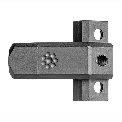 Arisaka Offset Scout Mount är perfekt för att montera Scout-lampor i 45-graders läge, med låg profil och tre laterala positioner för optimal användning.