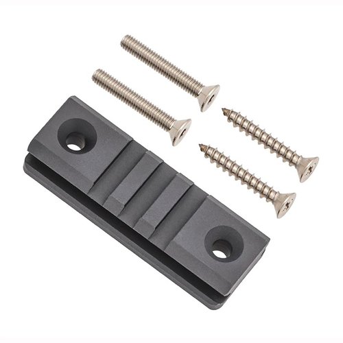 ACCU-TAC Picatinny Rail Mount är CNC-maskinerad i 6061 aluminiumlegering, med mil-spec hårdanodisering, och inkluderar installationshårdvara för enkel montering.