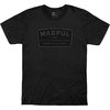 Magpul GO BANG T-SHIRT i 100% bomull erbjuder komfort med tag-less etikett, hållbar sömnad och en klassisk design för att visa din passion för skjutvapen.