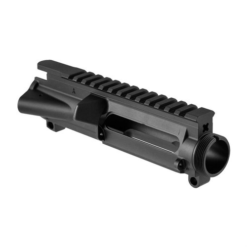 Bygg din egen AR-15 med Aero Precisions stripped upper receivers, utan auto sear cut, med M4 feedramps och mil-spec picatinny rails i matt svart finish.
