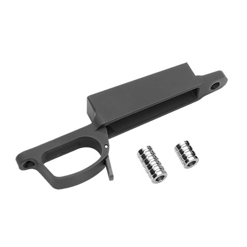 Badger Ordnance M5 BDM Triggerguard erbjuder en robust design för snabb magasinhantering, med drop-free system och exakt passform för Remington 700.