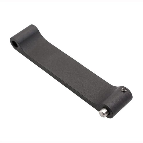 CMMG AR-15 Trigger Guard Assembly erbjuder hållbarhet och enkel installation, vilket förbättrar ergonomin och säkerheten för din AR-15.