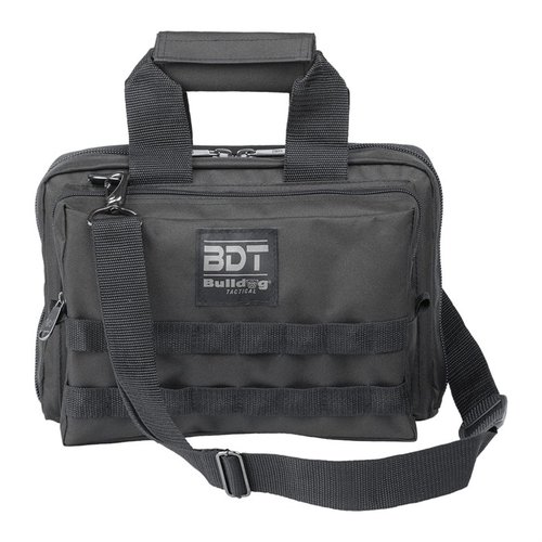 Upptäck vår Deluxe 2 Pistol Range Bag med rem & MOLLE! 👜 Rymmer 2 pistoler och 8 magasin, hållbar och vattenresistent.