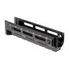 AK Drop-In Handguards M-LOK från Midwest Industries erbjuder en lätt, enkel installation och M-LOK fästen för att anpassa din AK-rifle.