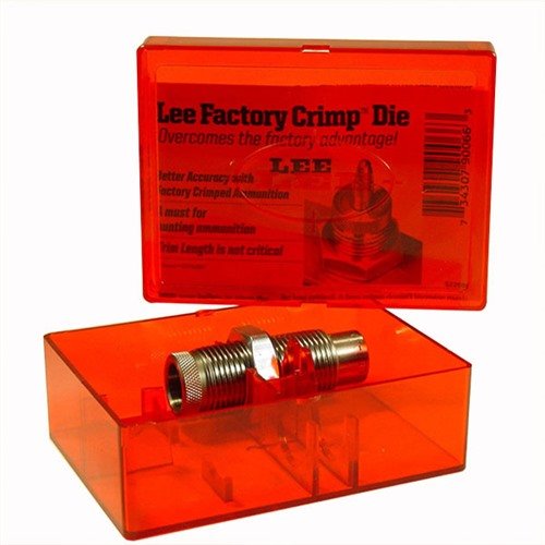 Lee Taper Crimp Die är tillverkad av härdat stål för att lösa problem med crimpning, vilket säkerställer att jacketed bullets får korrekt crimp groove.