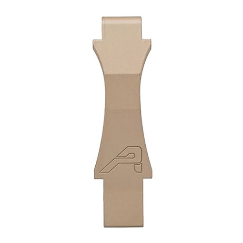 Uppgradera din underreceiver med Aero Precision Billet Trigger Guard, som enkelt installeras med 3 skruvar, i en snygg design och hållbar finish.