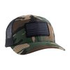 Upptäck Magpul Standard Patch Trucker Hat i Woodland Camo 🌲. Bekväm design med nätbaksida och justerbar snapback för perfekt passform.