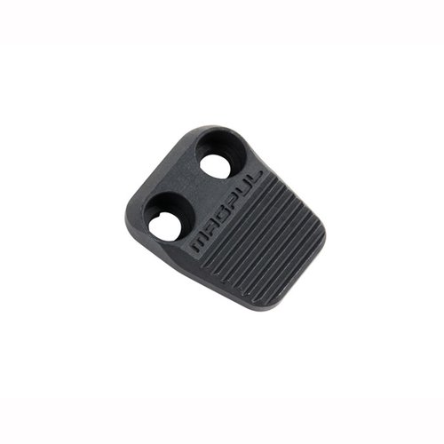 Magpuls Enhanced AR Magazine Release erbjuder enkel installation utan gunsmithing, större kontaktyta för snabbare magasinbyten och är kompatibel med 5.56 och 7.62.