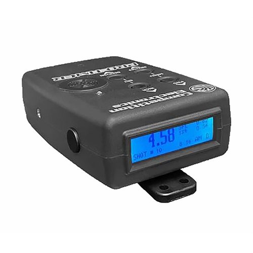 PROTIMER erbjuder 50 skottminne, hit factor beräkning, justerbar volym, och en lättläst LCD-skärm för effektiv träning och analys av skottdata.