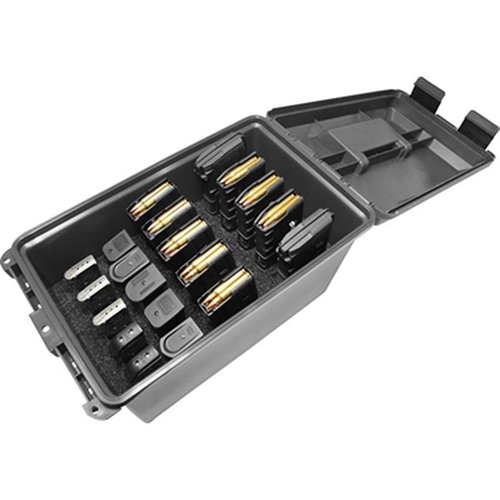 Tactical Mag Can rymmer 10 (30 Rd) AR-mags och 10 (double stack), perfekt för att organisera och skydda dina magasiner under transport och förvaring.
