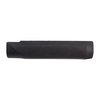 HOGUE:s övermoldade shotgun forend i polymer med gummibeläggning ger ett säkert grepp och hållbarhet, perfekt för användning med eller utan handskar.