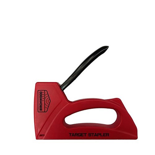 Birchwood Casey Target Stapler är en 3-i-1 häftmaskin av hållbar ABS-plast och metall, perfekt för att snabbt hänga upp mål på skjutbanan.
