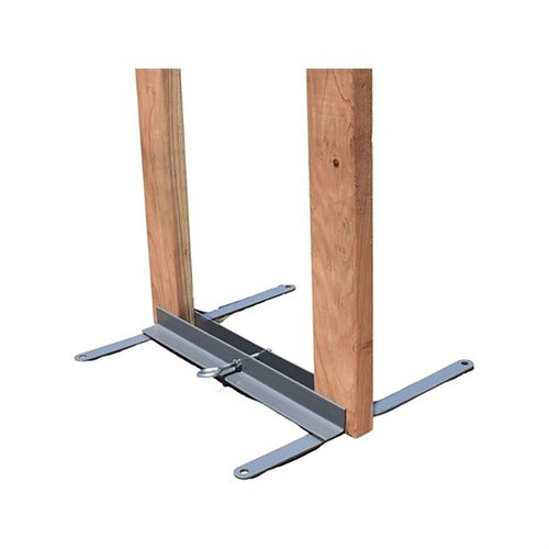 METAL FOLDING TARGET STANDS är en hållbar och bärbar lösning för målskytte, med justerbara trästöd, vikbar design och stabilisering för blåsiga förhållanden.