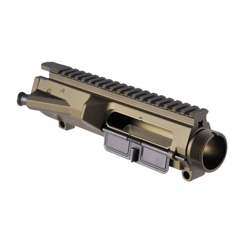 Aero Precision M5 308 Upper Receiver är tillverkad av 7075-T6 aluminium, kompatibel med DPMS-mönster och inkluderar forward assist och ejection port cover.