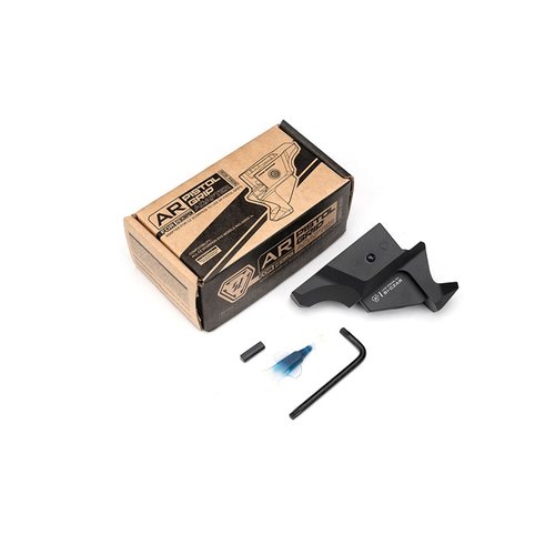 Strike Industries AR Pistol Grip Adapter för CZ Scorpion ger bättre ergonomi, passar både beavertail och flat top grips, och är tillverkad av lätt 6061-T6 aluminium.